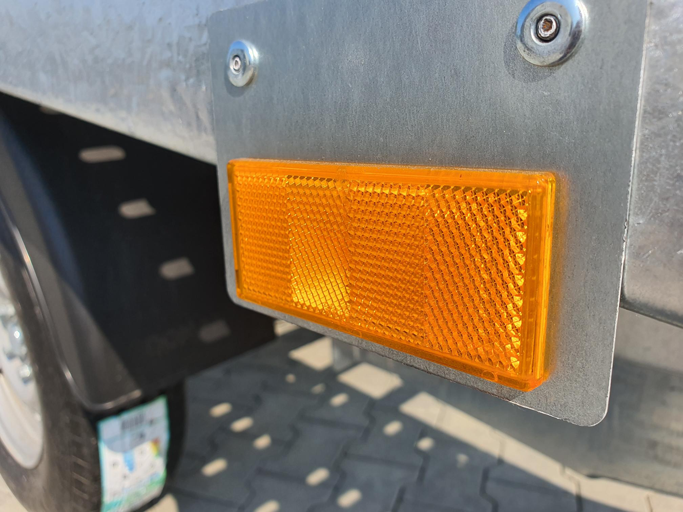Rückstrahler orange für Pkw-Anhänger 90 x 40 mm